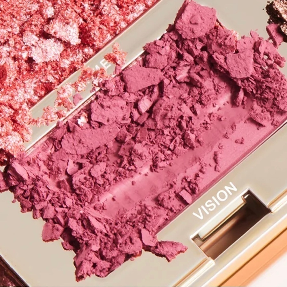 Complex Culture ROSY OUTLOOK Eyeshadow Palette | NEW - Picture 10 of 16